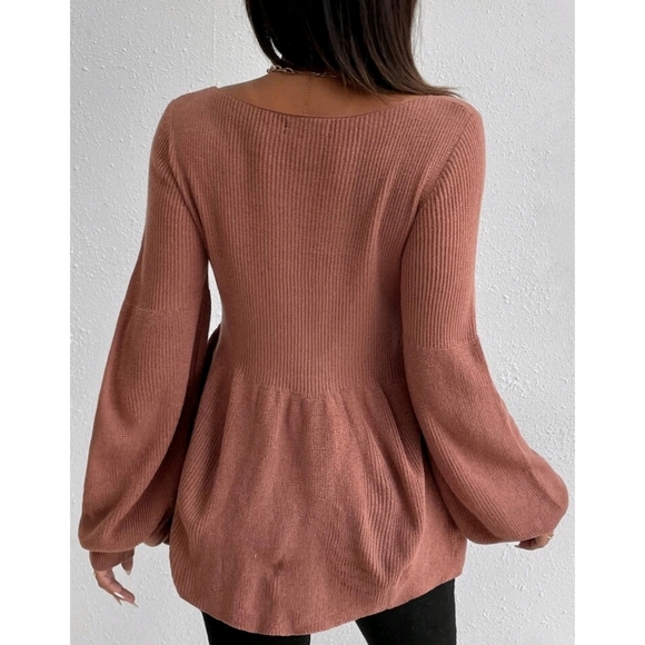 Round neck Bishop Sleeve Ruffle Hem Sweater - Picture 4 of 10